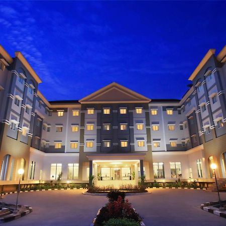 Brits Hotel 庞卡兰布翁 外观 照片