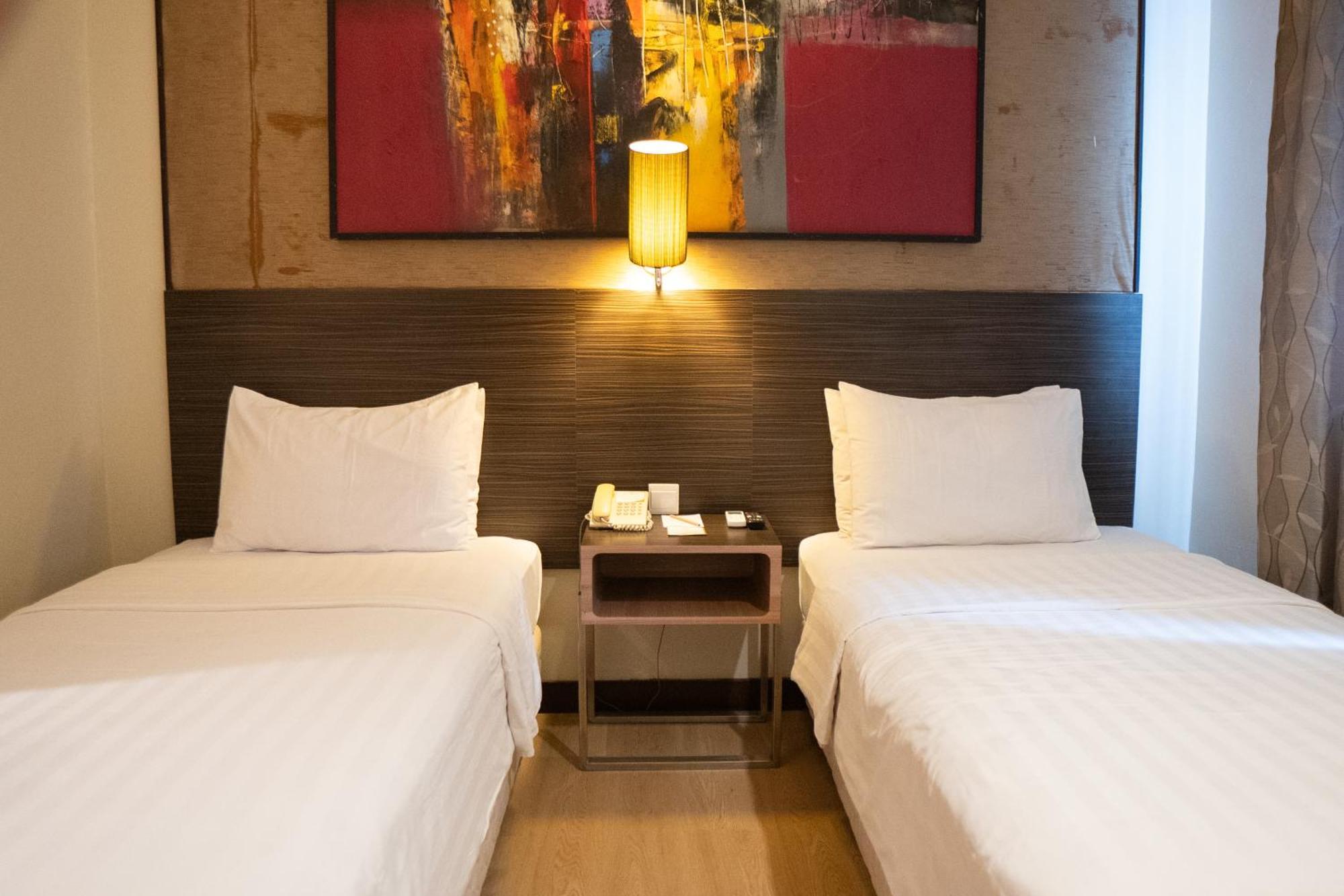Brits Hotel 庞卡兰布翁 外观 照片