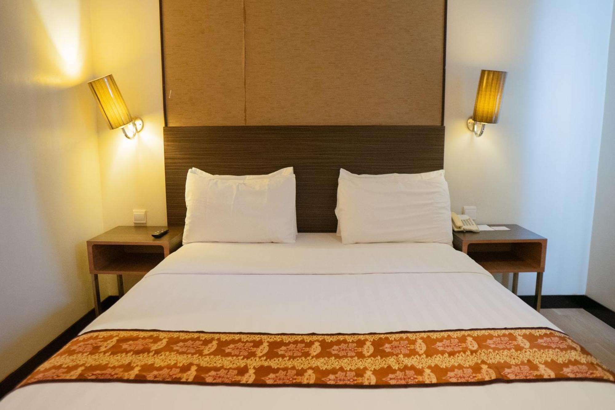 Brits Hotel 庞卡兰布翁 外观 照片