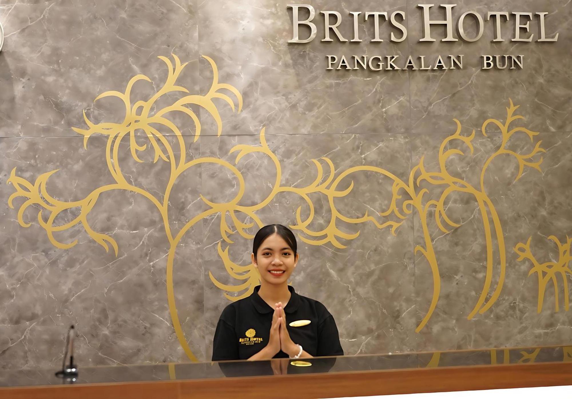 Brits Hotel 庞卡兰布翁 外观 照片
